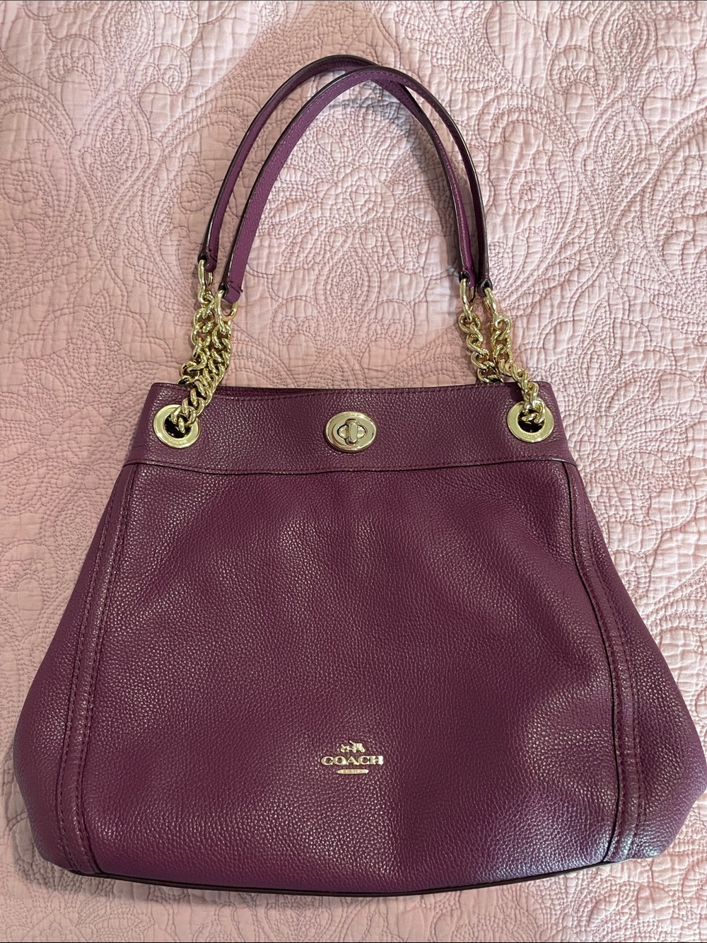 Coach Turnlock Edie Purse Pebbled Leather Shoulder Bag in Plum w/ Gold Hardware - Picture 12 of 16